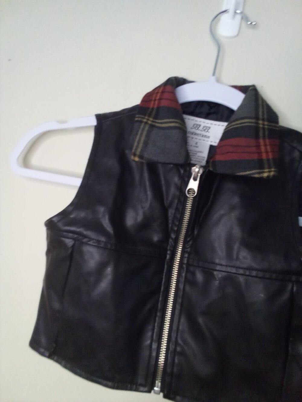 BB Collections Faux Leather Vest Kids Girls 4 Full Zip Sleeveless Plaid Pockets - Picture 9 of 14